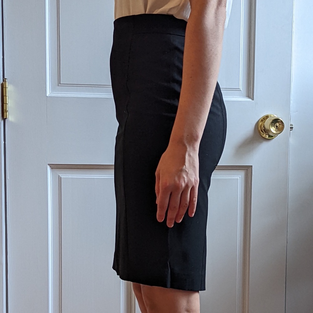 Ann Taylor LOFT Black Pencil Skirt 0P